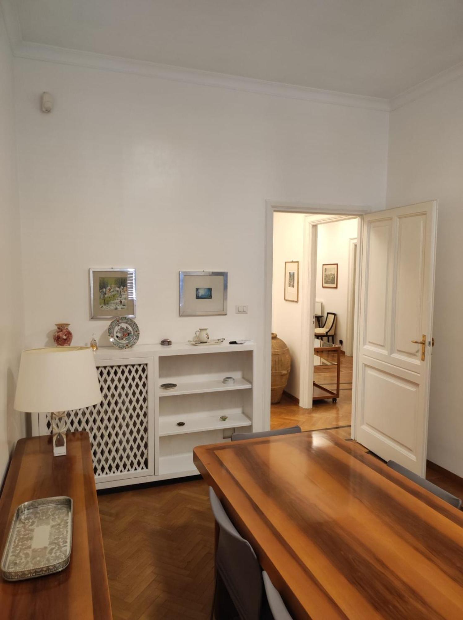 Borghese Deluxe - 4 Bedrooms - 3 Bathrooms Apartment Rome